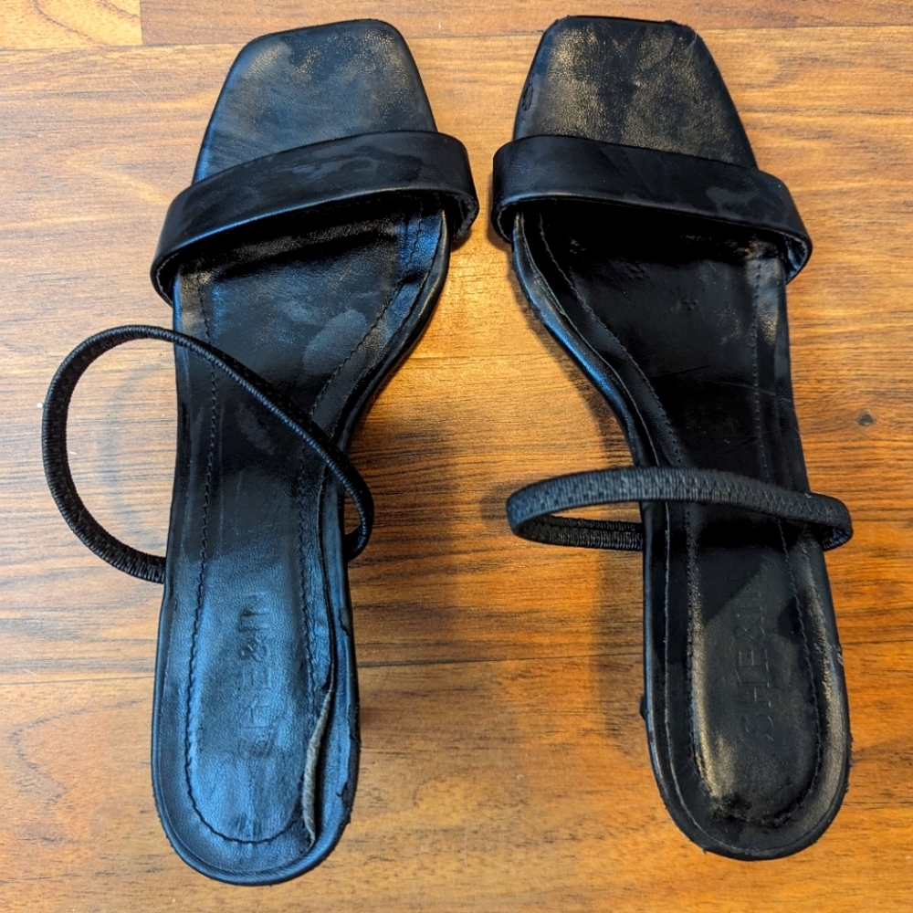 High heel sandals